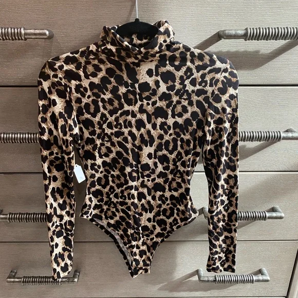 Black Brown Leopard bodysuit long sleeve mock neck NWT small and medium - Picture 1 of 13